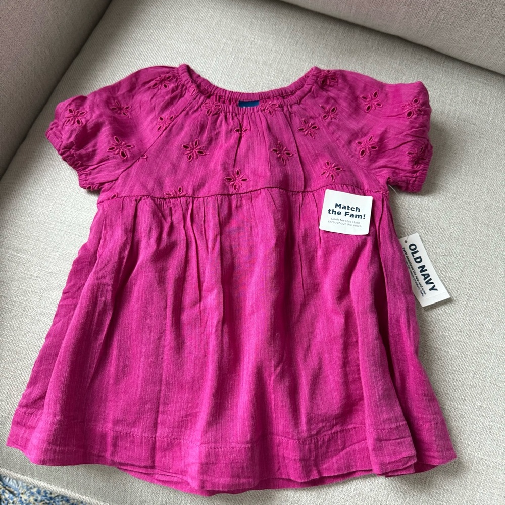 old navy puff sleeve floral-eyelet dress